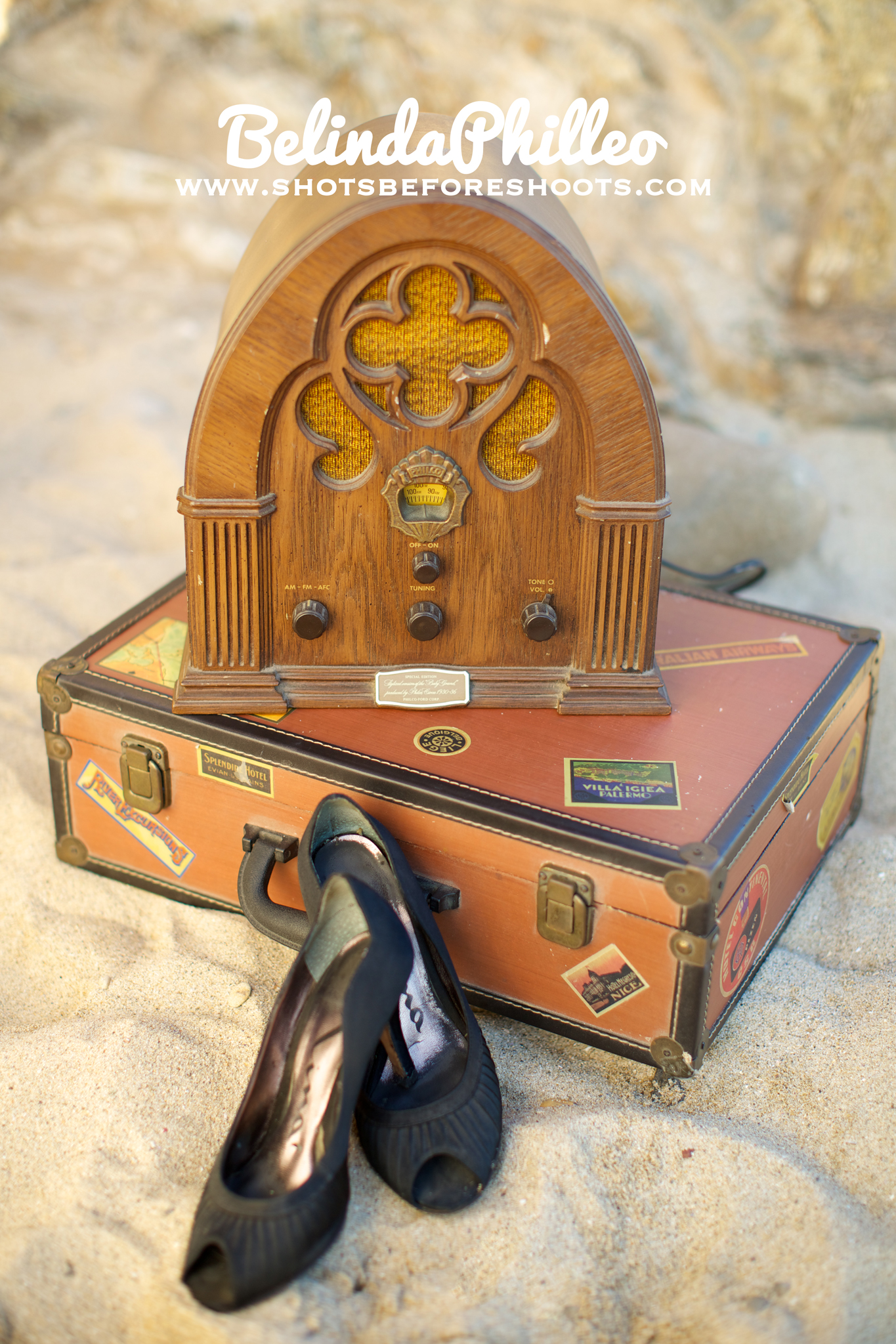 vintage radio and suitcase
