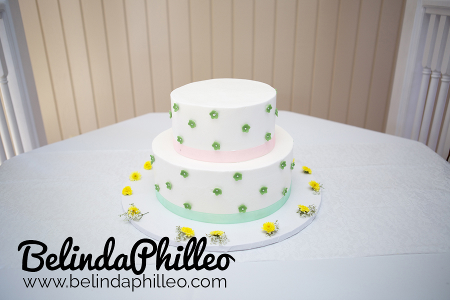 simple wedding cake